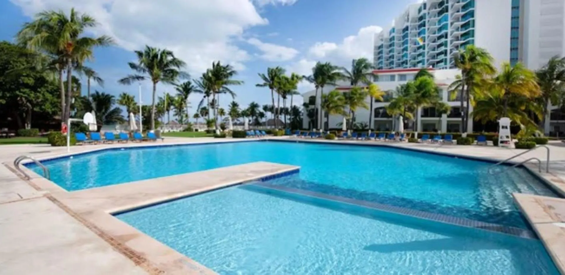 Vacation Getaway With Beach Access & Balcony Cancun 0*,
